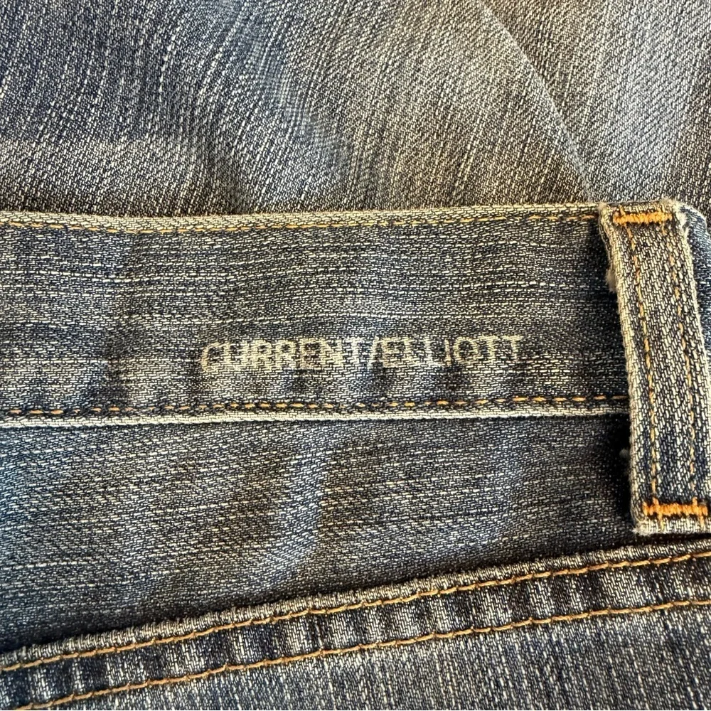 Current/Elliot Distressed Boyfriend Jeans